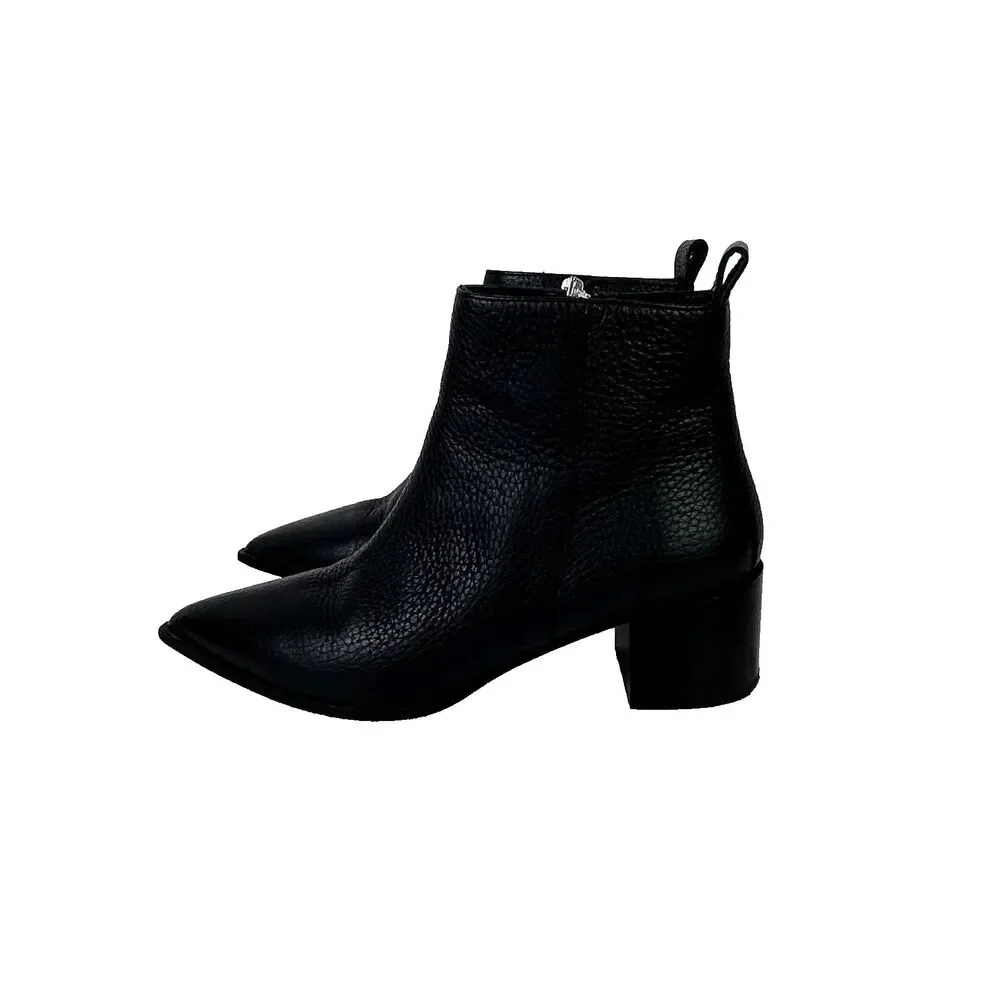 Everlane the Boss Boot Black Leather Pointed Toe Italian Ankle Booties Classic 7